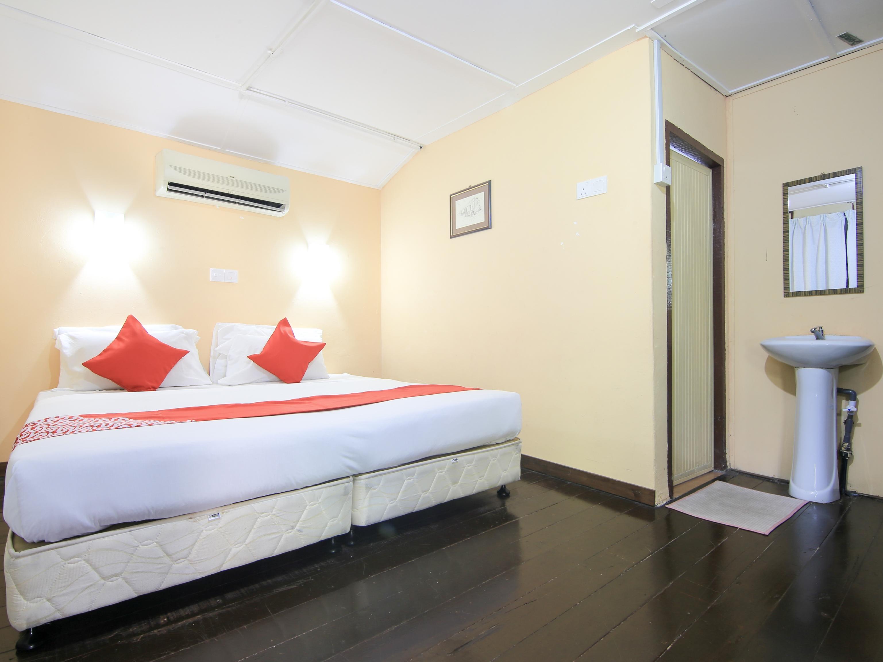 Ombak Inn Chalet Kampung Teluk Nipah Εξωτερικό φωτογραφία