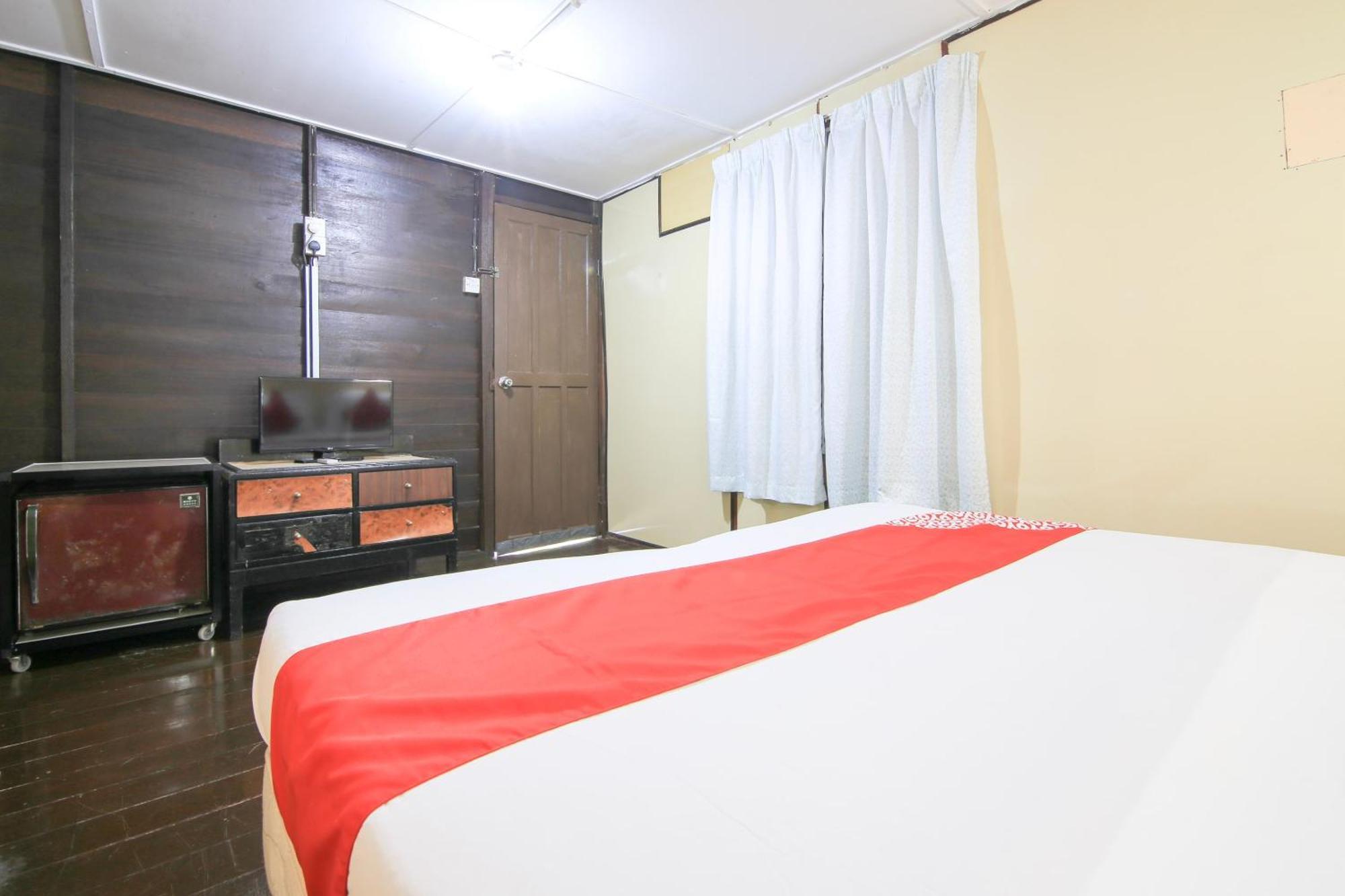 Ombak Inn Chalet Kampung Teluk Nipah Εξωτερικό φωτογραφία