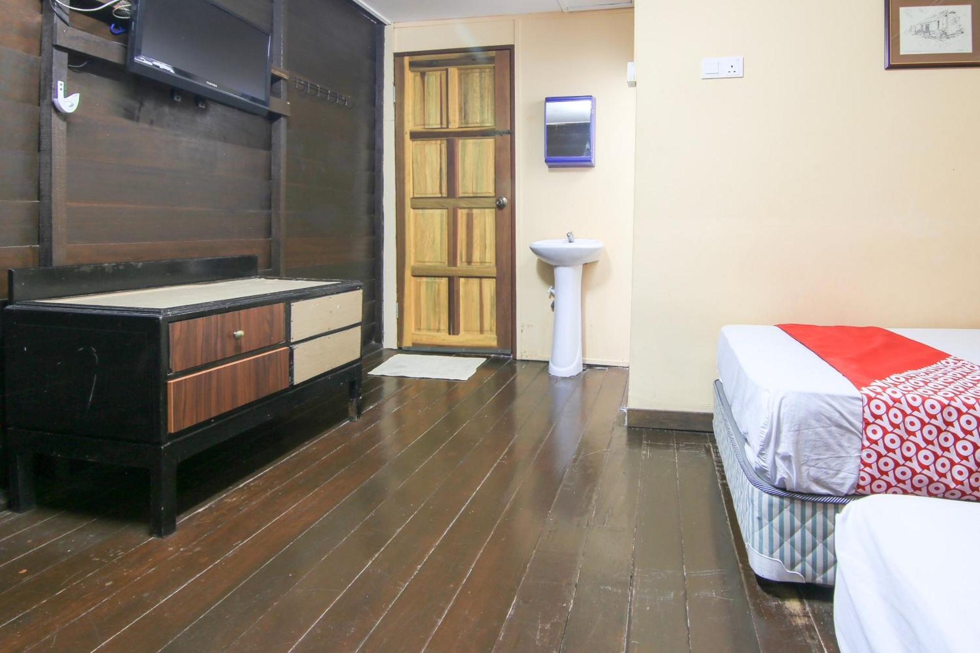 Ombak Inn Chalet Kampung Teluk Nipah Εξωτερικό φωτογραφία